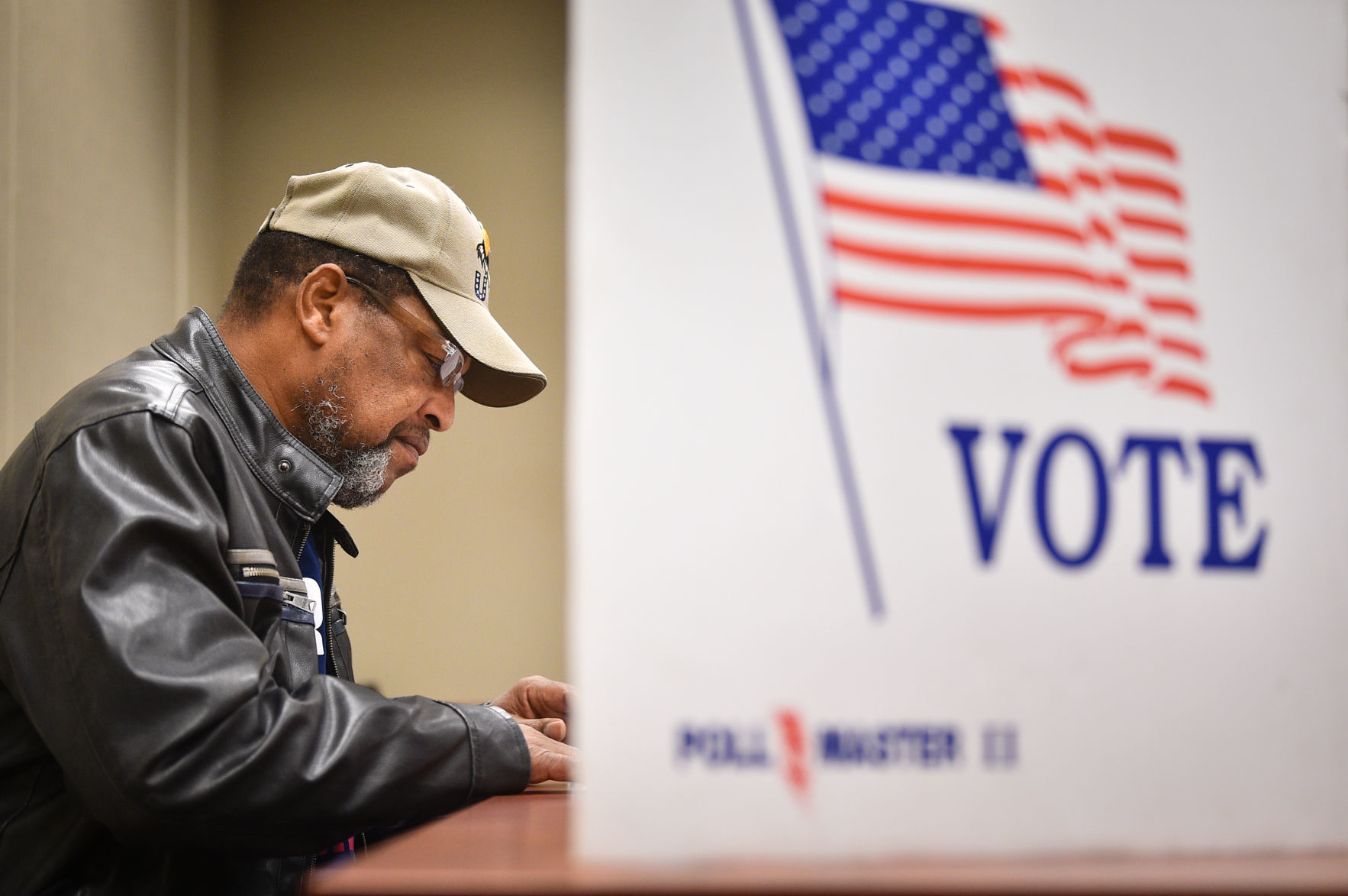 110519-voting-002a.JPG